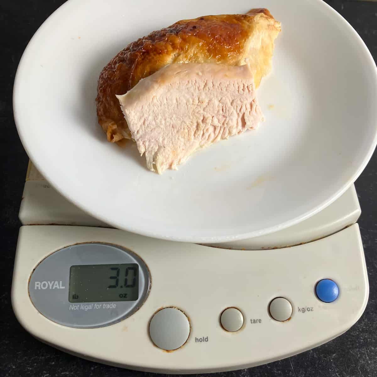 How Much Does 3oz Of Chicken Look Like Answer With A Picture Cyanne Eats