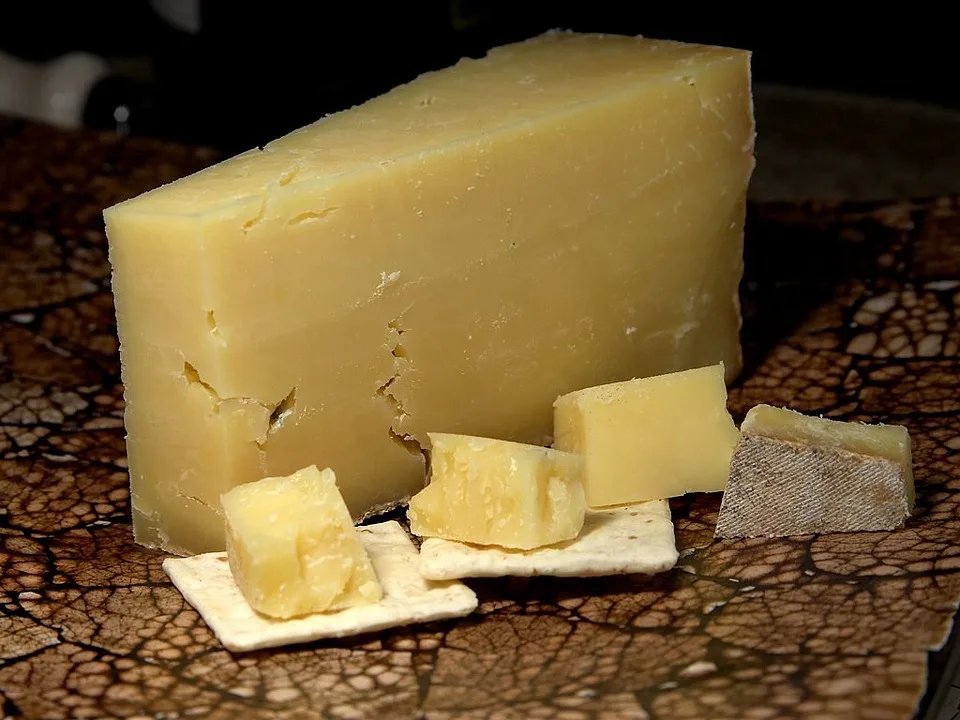 8 Best Longhorn Cheese Substitute 3 Cheddar cheese