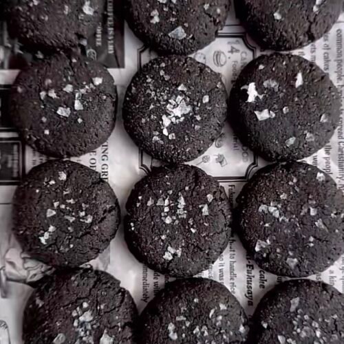 Black Sesame Cookies Recipe (Soft, Chewy, and Foolproof) 2 Black Sesame Cookies Recipe (Soft, Chewy, and Foolproof)