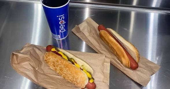 best costco food: food court hot dog combo