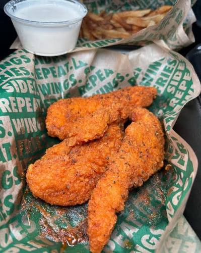 Louisiana Rub wingstop flavor wings – ranked 3rd among best wingstop flavors