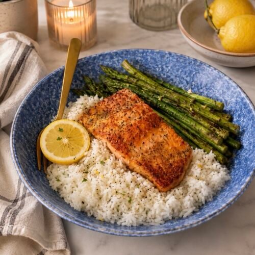 Garlic Butter Salmon Bowl (15-Minute Reset Dinner) 1 Garlic Butter Salmon Bowl