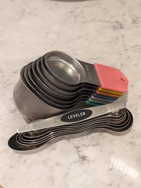 ChefAide magnetic measuring spoons set