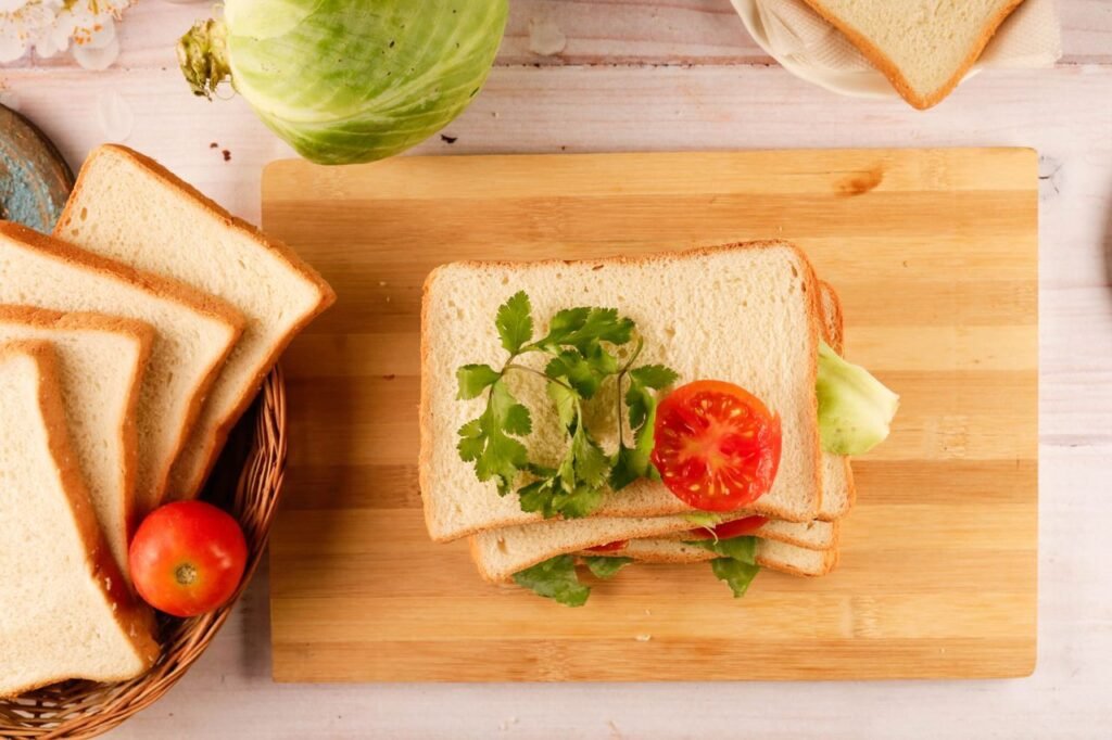 Homemade no-knead sandwich bread loaf