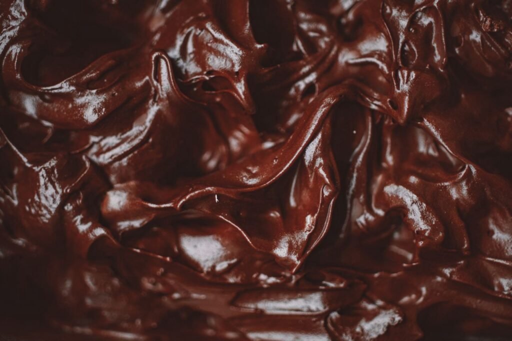 Dark chocolate avocado mousse in a bowl